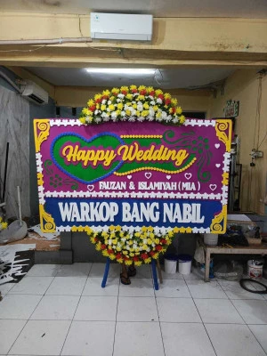 Papan Bunga di Pasarbatang Brebes